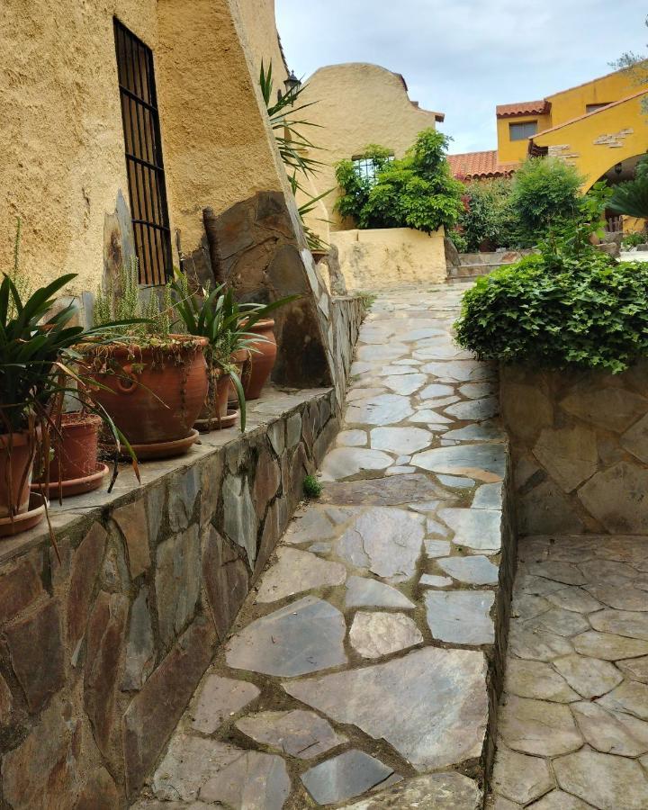 Casa Rural Lares Casas de Don Pedro Екстер'єр фото